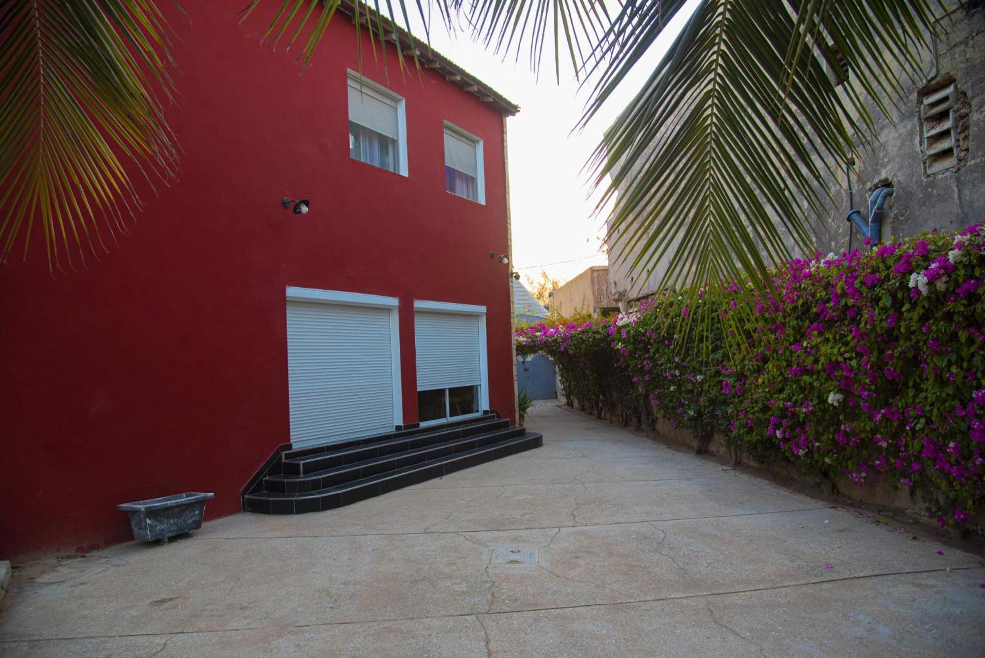 Chambres D'Hotes Villa Luciana Saly Esterno foto
