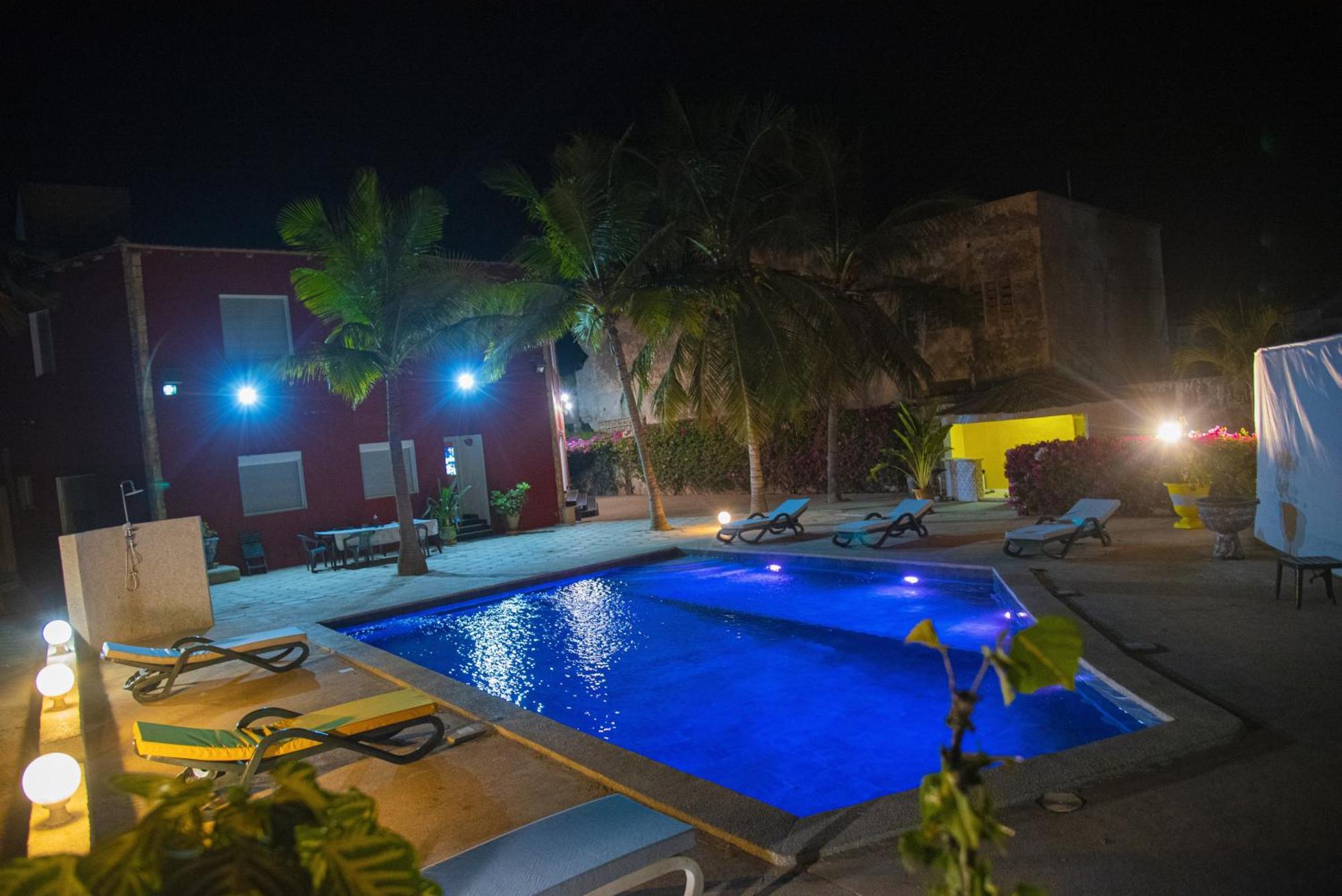 Chambres D'Hotes Villa Luciana Saly Esterno foto
